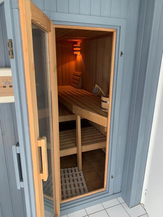 Wohnung Mit Einer Sauna Direkt Am Park فيسبادن المظهر الخارجي الصورة
