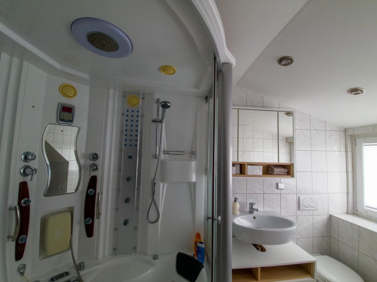 Wohnung Mit Einer Sauna Direkt Am Park فيسبادن المظهر الخارجي الصورة